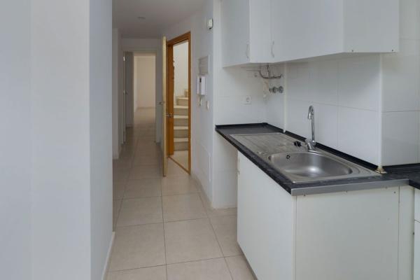Продажа квартиры на Calle Andrómeda, Аликанте / Алакант
 photo 2