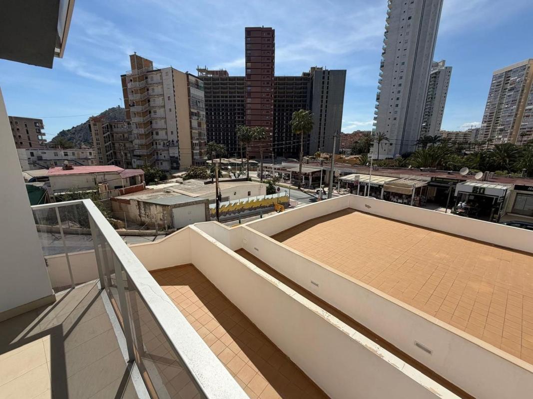 Venta de piso en Playa de Poniente, Benidorm
photo 4