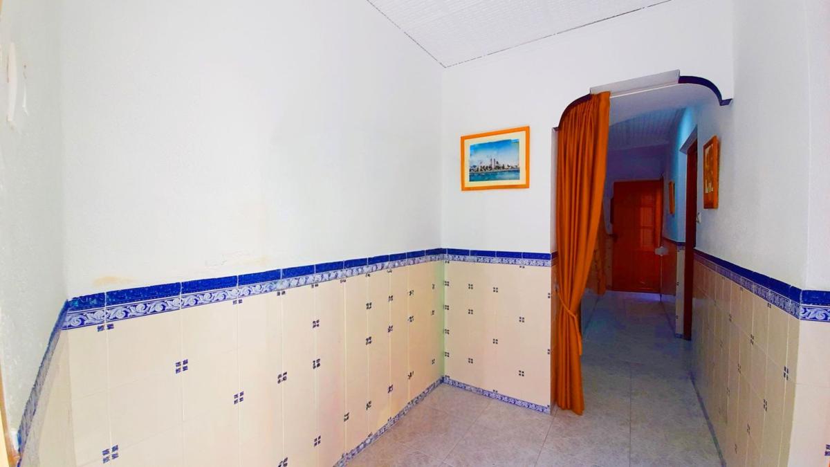 Properties for sale and rent in Spain photo 2