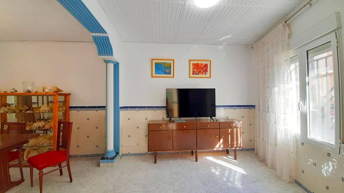 Properties for sale and rent in Spain photo 3
