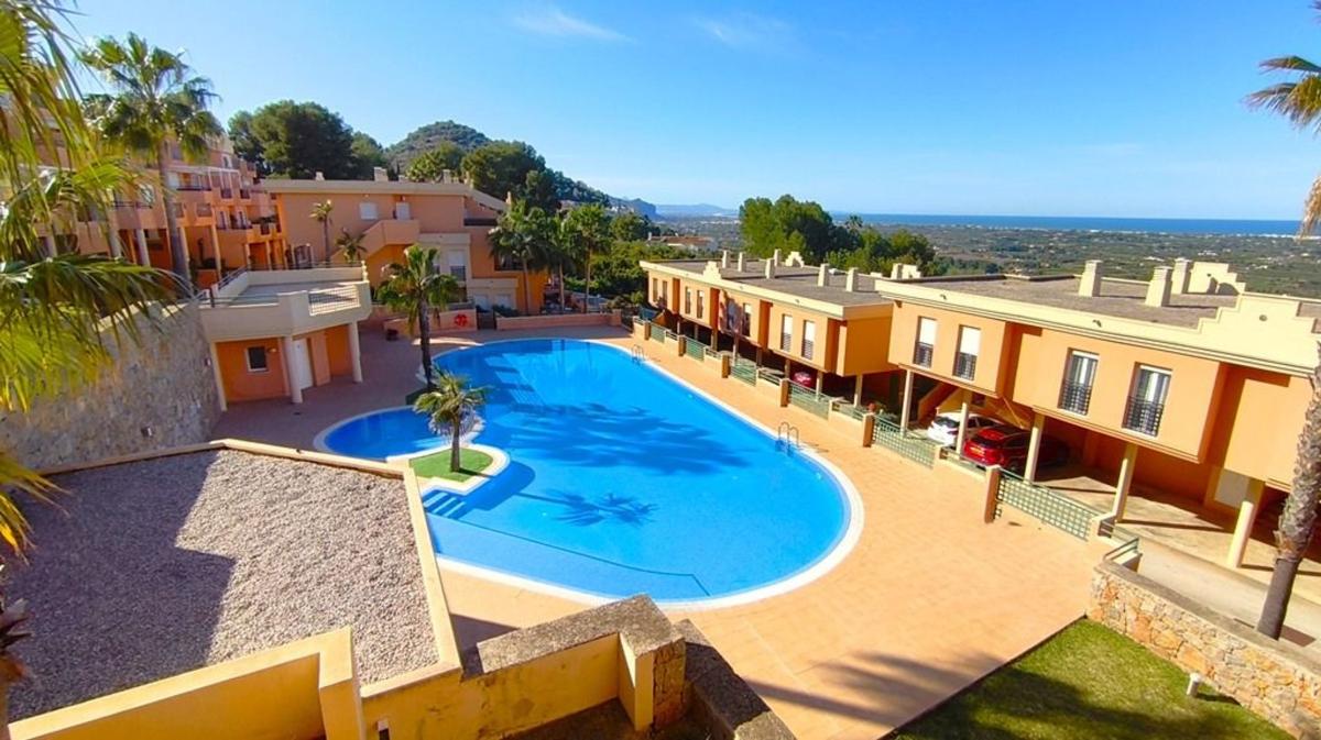 Venta de piso en CV-735, Denia
photo 1
