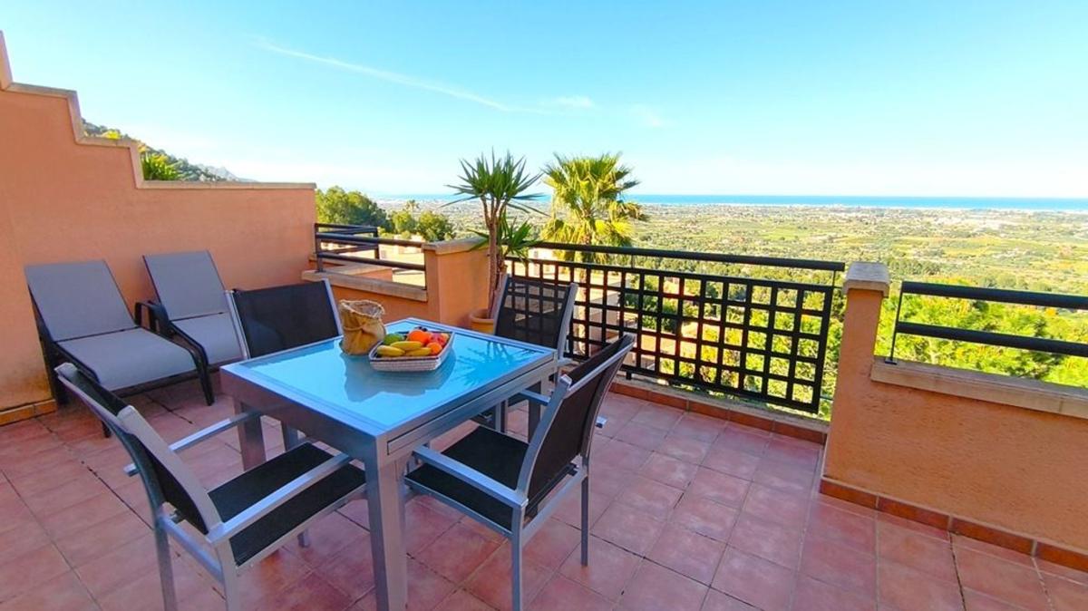 Venta de piso en CV-735, Denia
photo 2