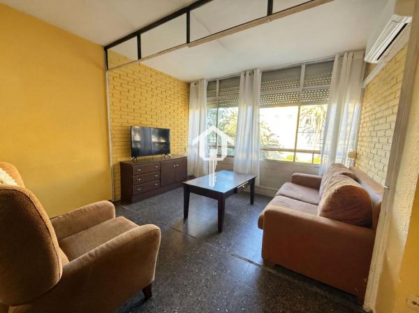 Продажа квартиры на Calle Pintor Antonio Amorós, Аликанте / Алакант
 photo 2