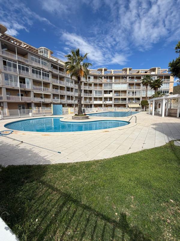 Venta de ático en Calle d'Oriola s/n, El Campello photo 1