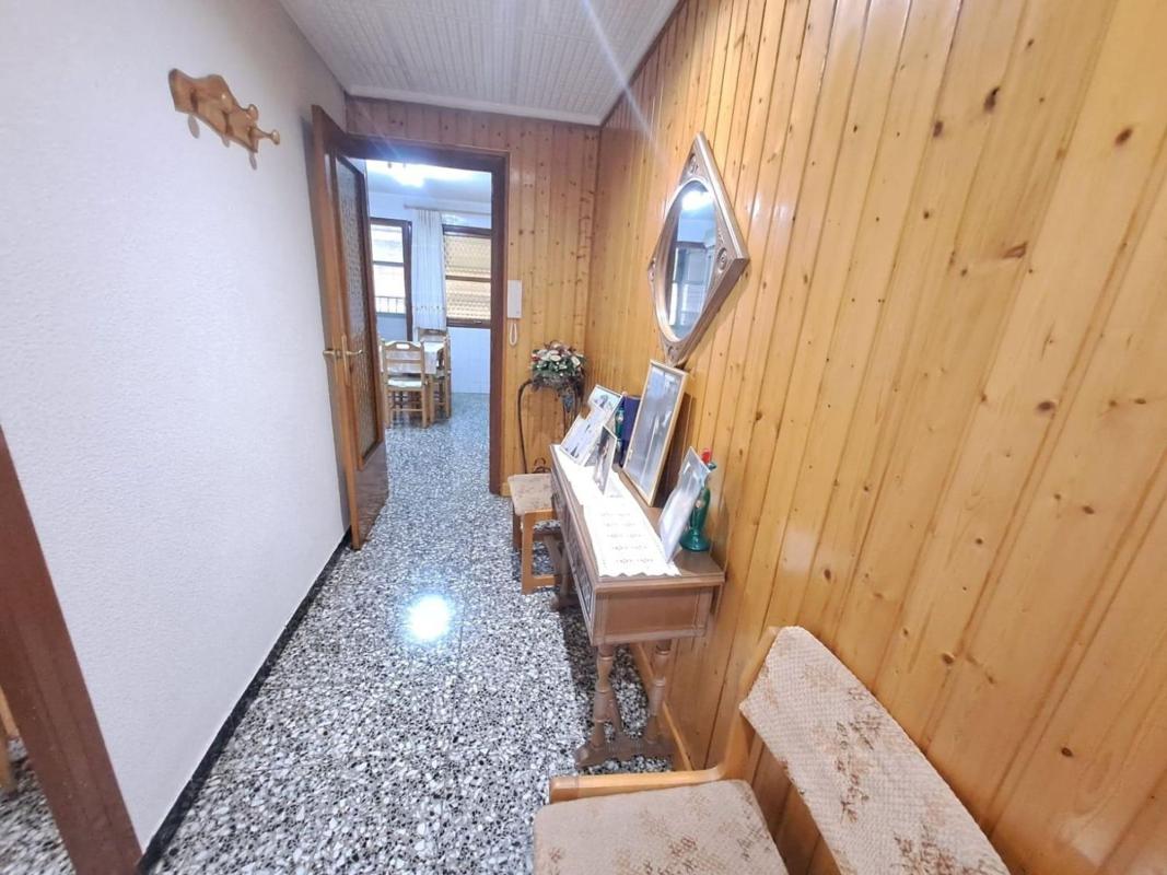Venta de piso en Calle de Maximilia Thous, Elche / Elx
 photo 2