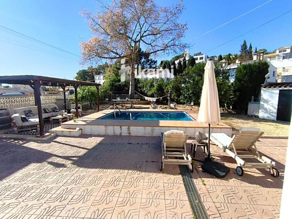 Independent chalet for sale in Calle Flores, Alfaz del Pi
thumbnail 2