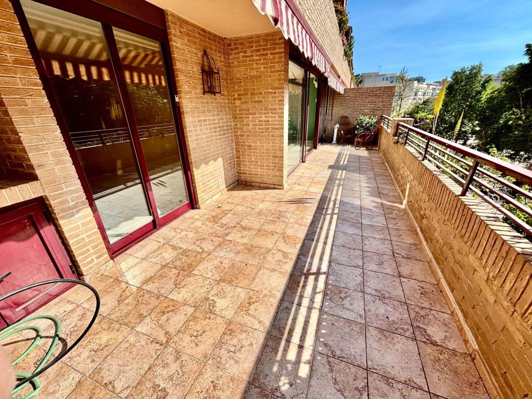 Продажа квартиры на Calle Escultor José Gutierrez, Аликанте / Алакант
photo 5
