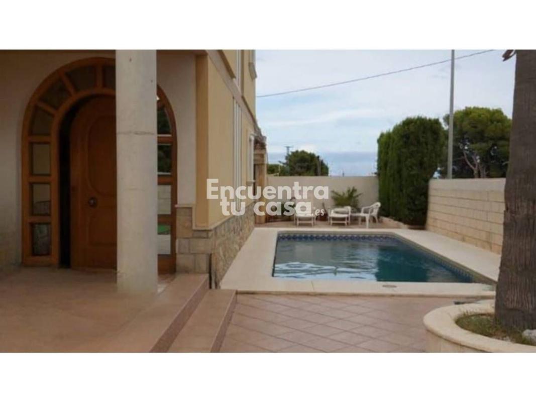 Properties for sale and rent in Spain photo 4