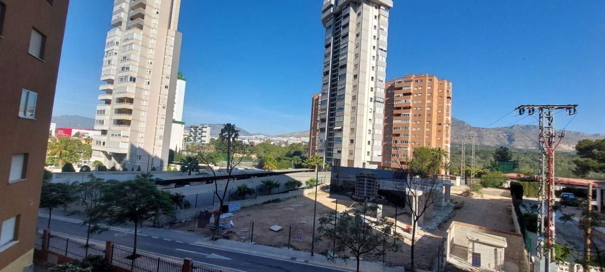Venta de piso en Calle de Dénia, Benidorm
photo 1