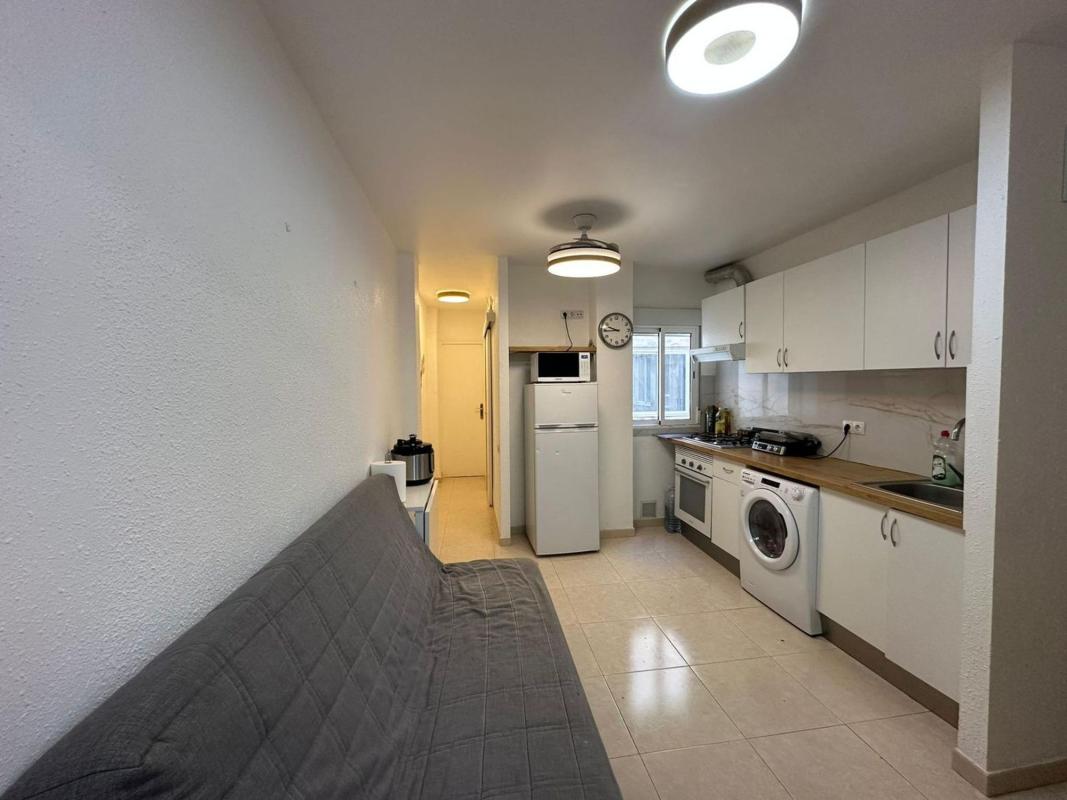 Venta de piso en Calle Nou d'Octubre, Alicante / Alacant
 photo 3