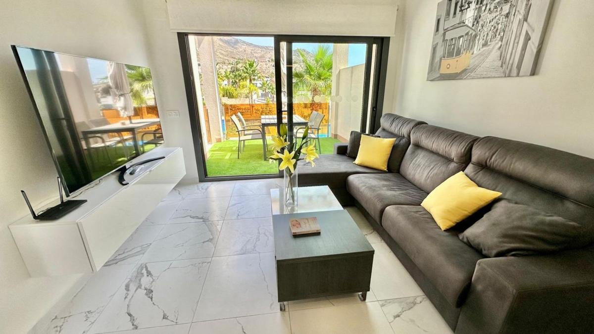 Venta de piso en Calle Segovia, Finestrat
 photo 3