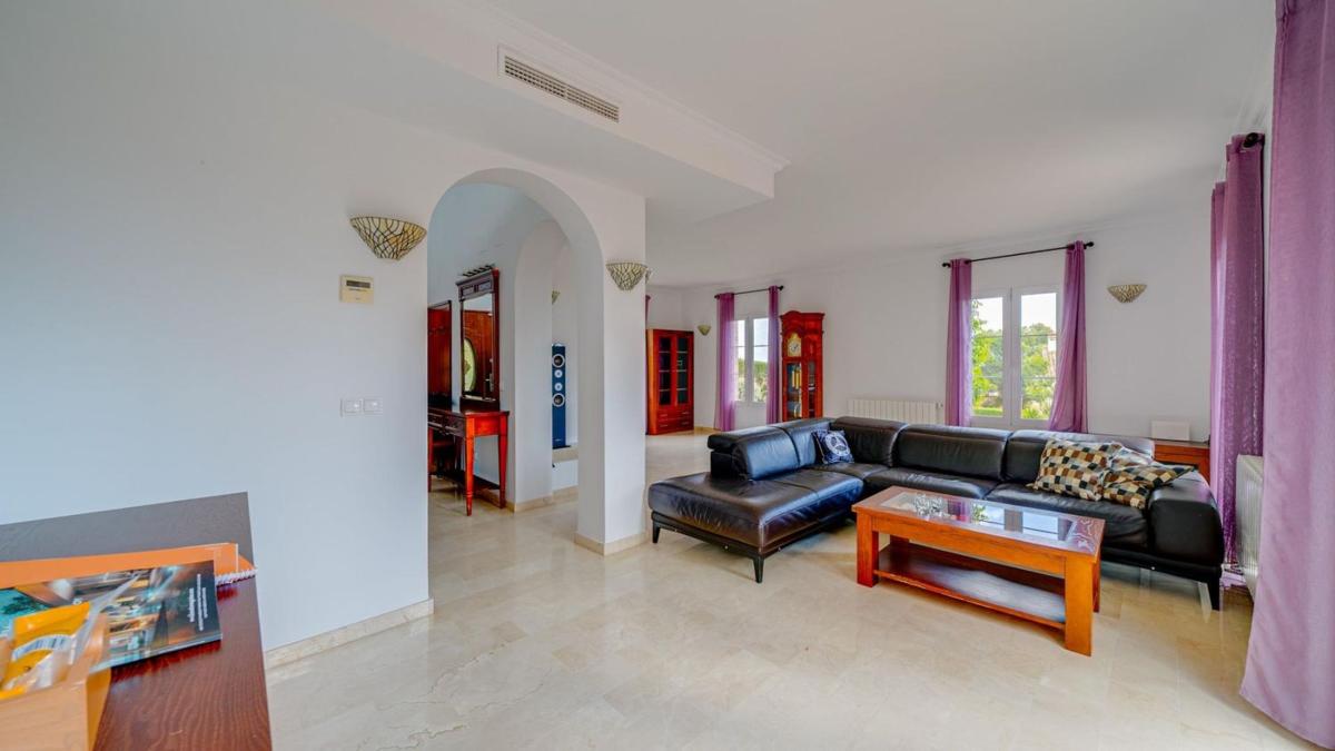 Продажа отдельного шале в Calle Isla de Tenerife, Финестрат photo 5
