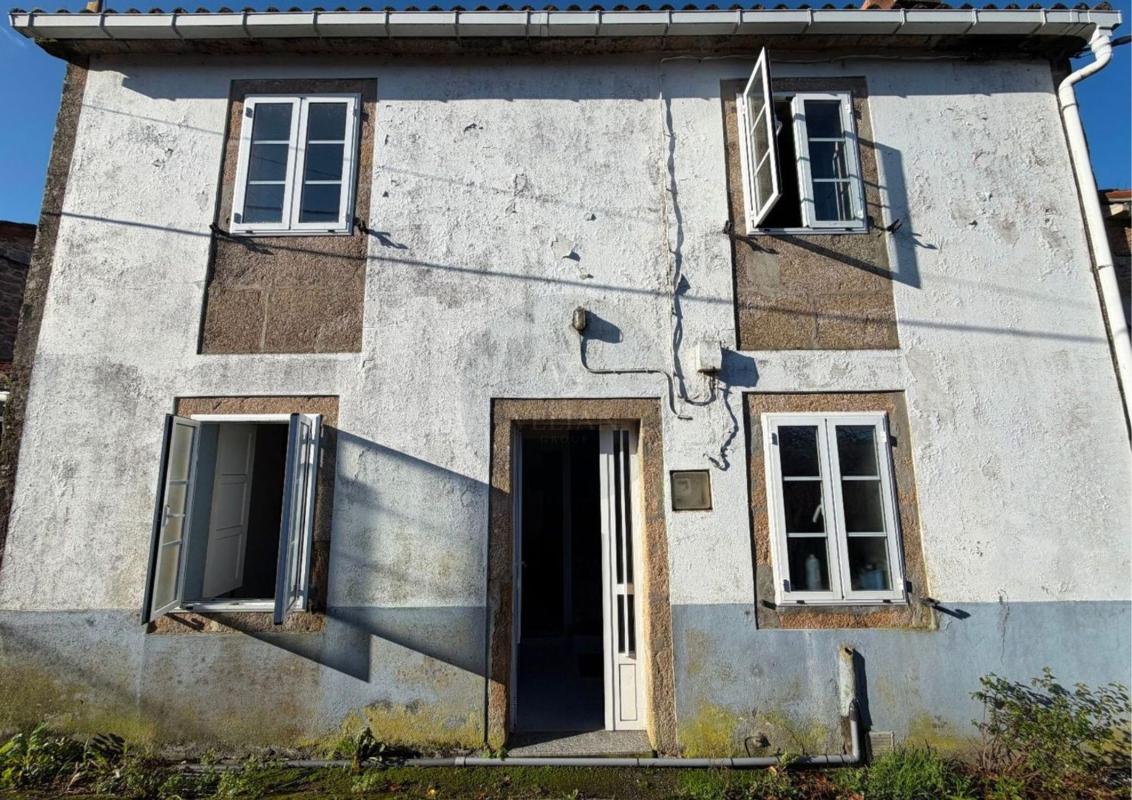 Sale of townhouse in  Gándara , Negreira photo 2