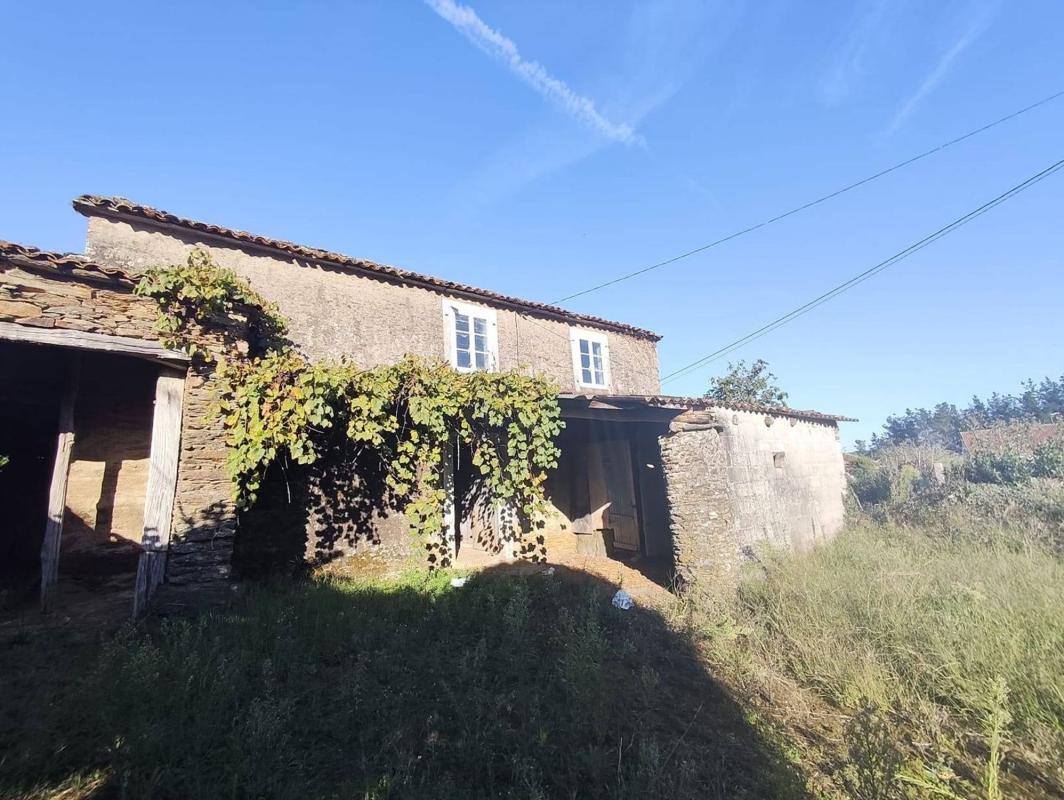 Venta de finca rústica en  Lugar Samil , O Pino photo 2