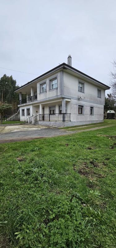 Продажа отдельного шале в Lugar Castro s/n, О Пино photo 4