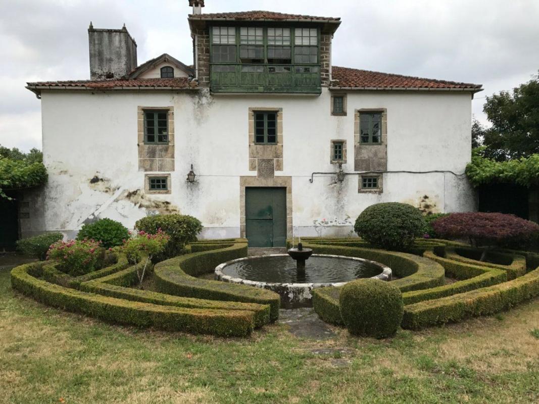 Venta de chalet independiente en Touro, Touro
photo 1