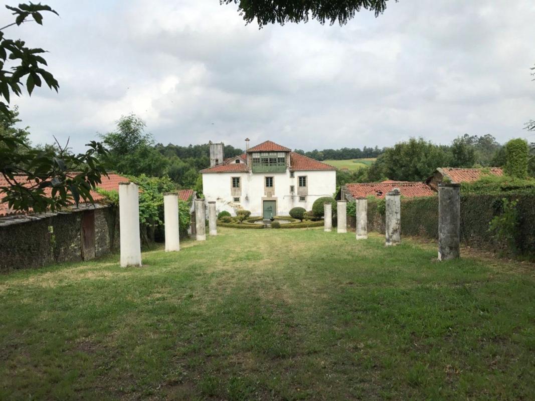 Venta de chalet independiente en Touro, Touro
photo 2