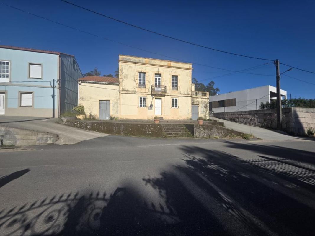 Продажа отдельного шале в Aldea Fuente de Mouro, 7, Бойро photo 2