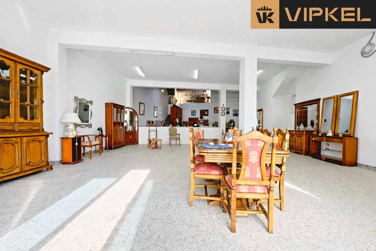 Venta de chalet adosado en  Calle Principal , Boiro photo 2