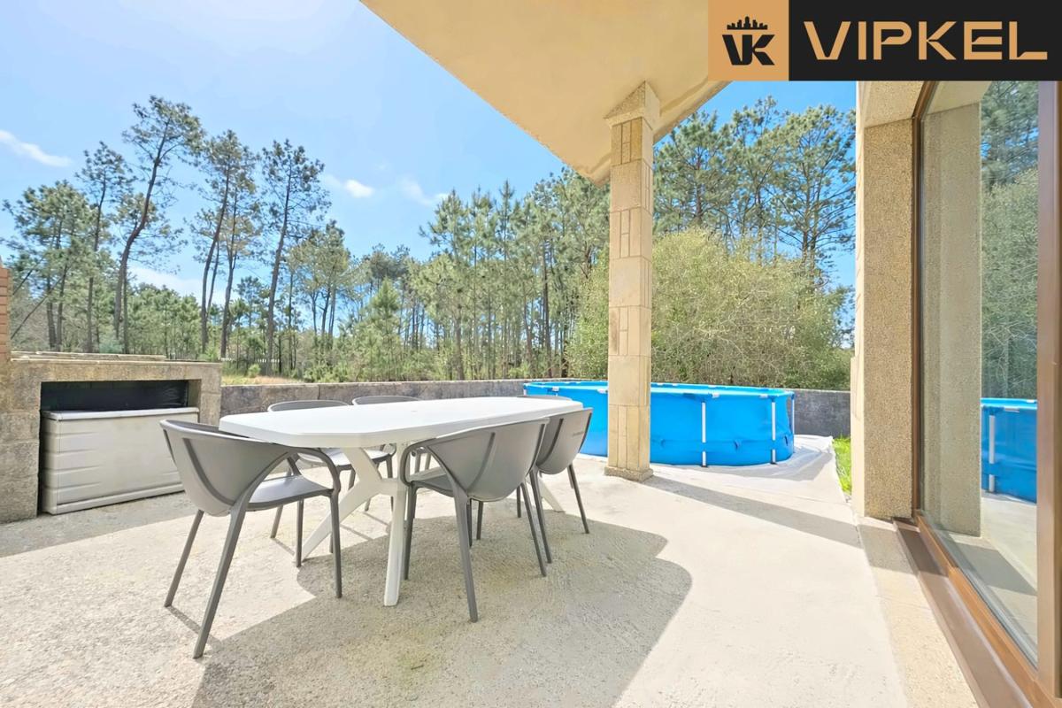 Sale of independent chalet in LG AMANECIDA, Boiro
photo 5