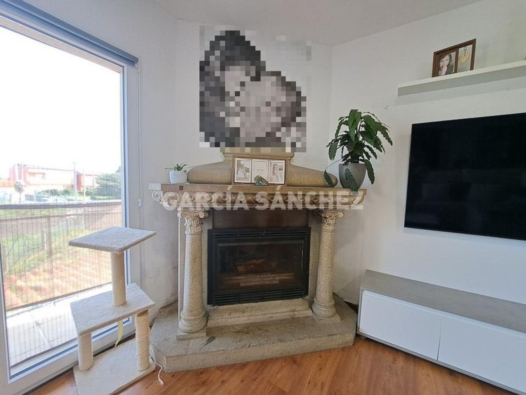 Venta de chalet adosado en  Aldea Abanqueiro, 28 , Boiro photo 4