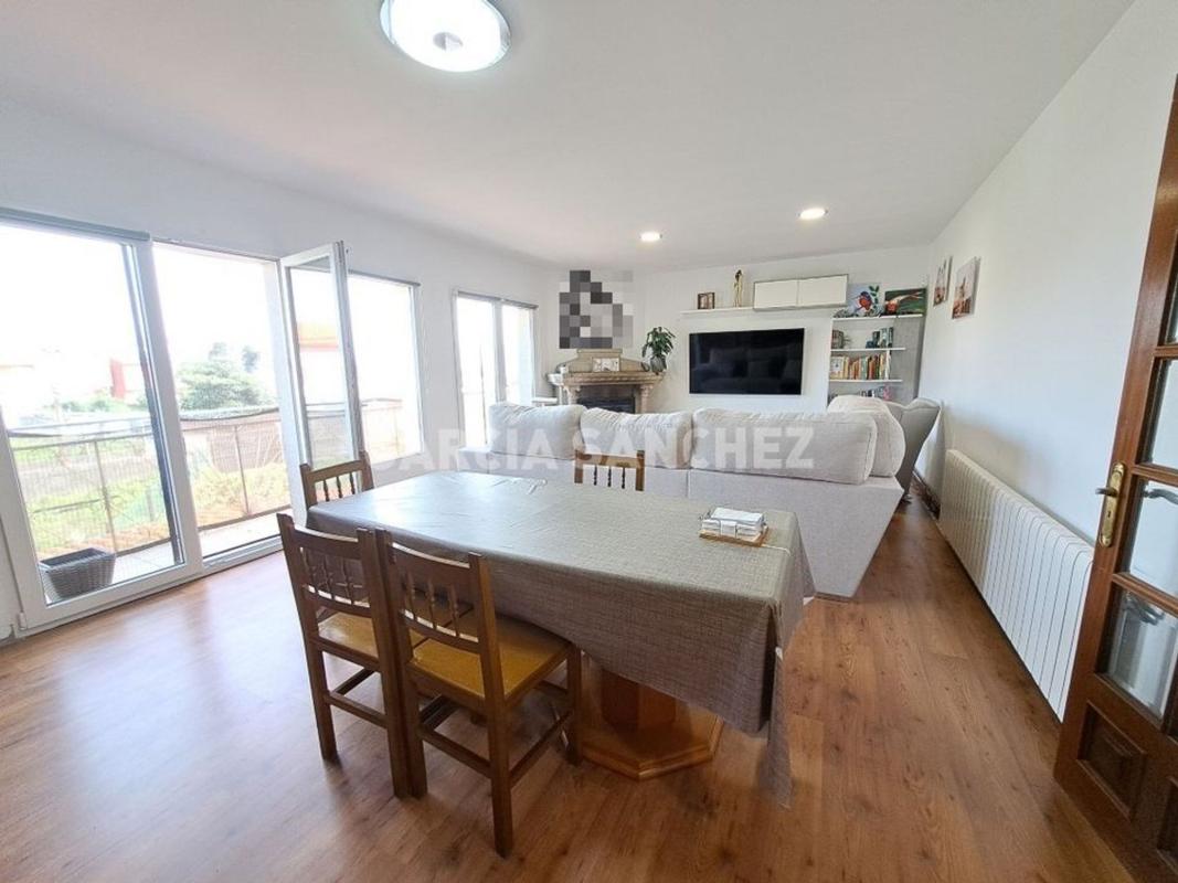 Venta de chalet adosado en  Aldea Abanqueiro, 28 , Boiro photo 5