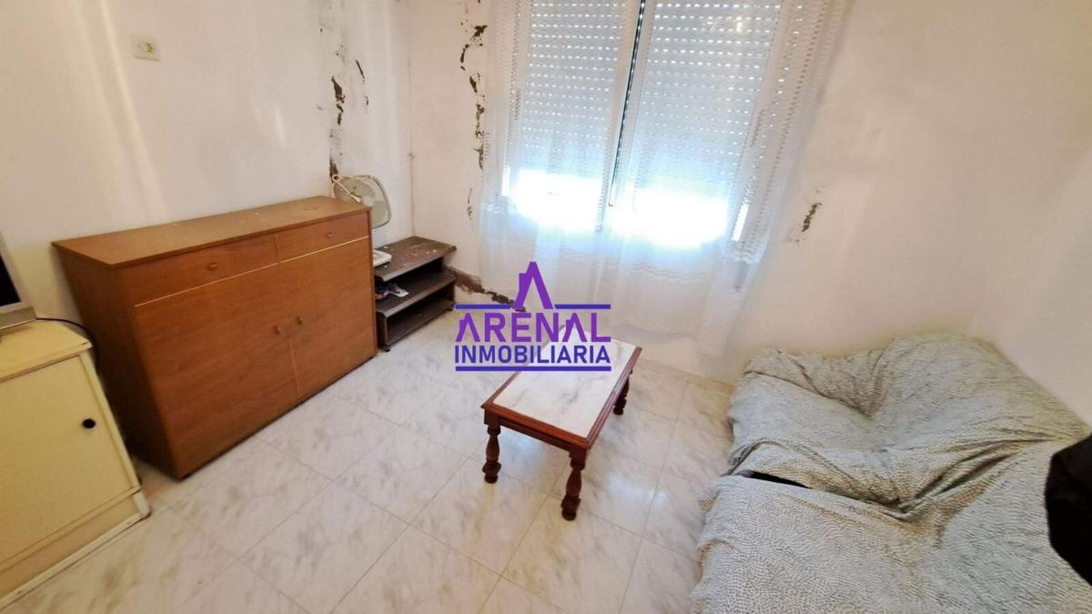 Sale of independent chalet in Plaza Maura, Puebla del Caramiñal
 photo 3