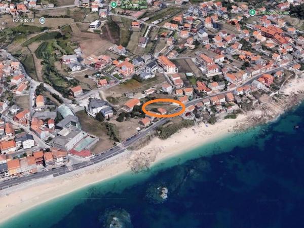 Chalet independiente en venta en Camino Xeral, Ribeira
photo 1