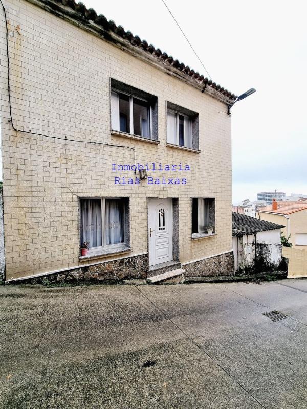 Venta de chalet independiente en Calle Álvaro Cunqueiro, Ribeira
 photo 2