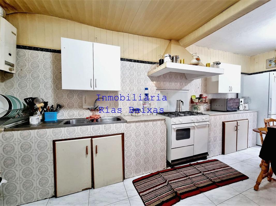 Venta de chalet independiente en Calle Álvaro Cunqueiro, Ribeira
 photo 4