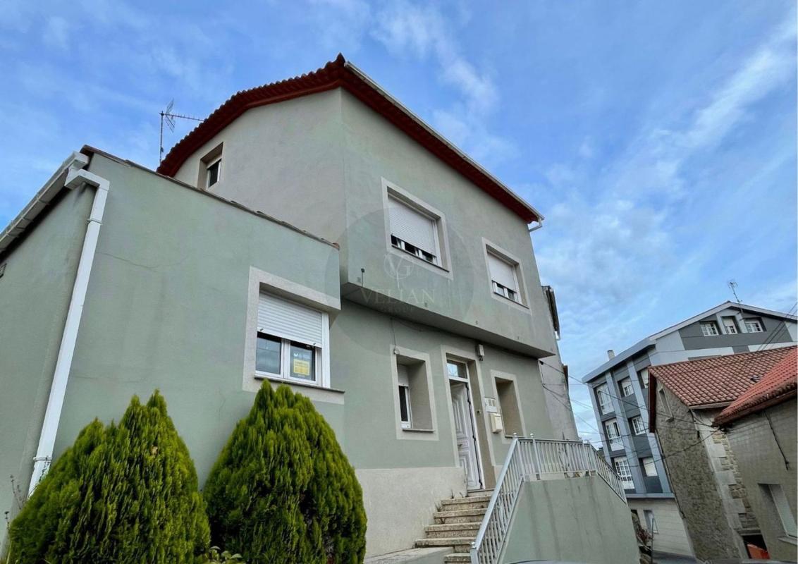 Venta de chalet independiente en Calle Álvaro Cunqueiro, Ribeira
 photo 2