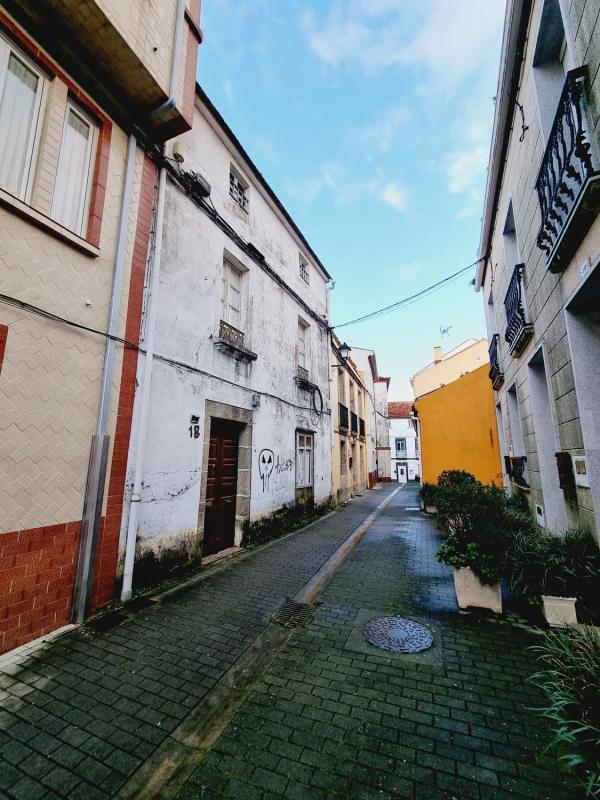 Venta de chalet adosado en  Calle Espiño , Ribeira photo 2