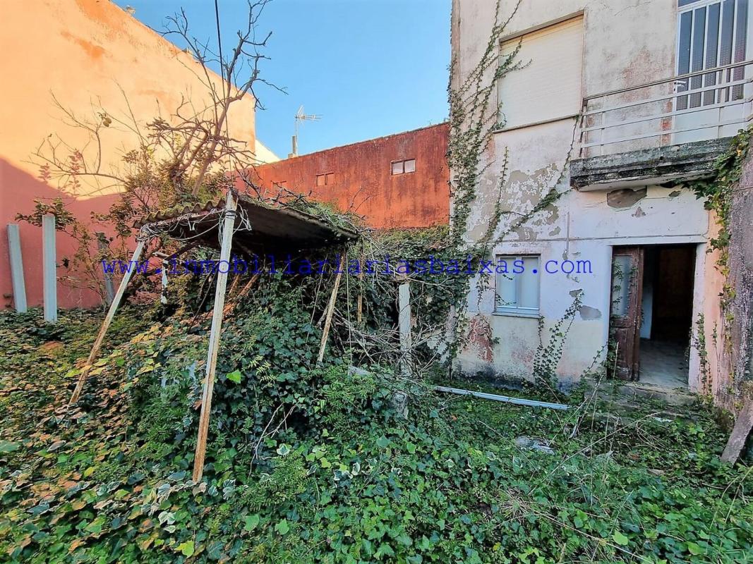 Venta de chalet adosado en  Calle Espiño , Ribeira photo 4