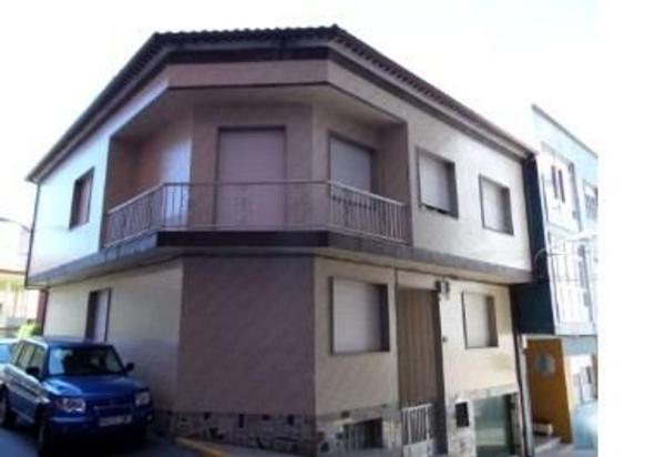 Chalet adosado en calle Dos Irmandiños thumbnail 1