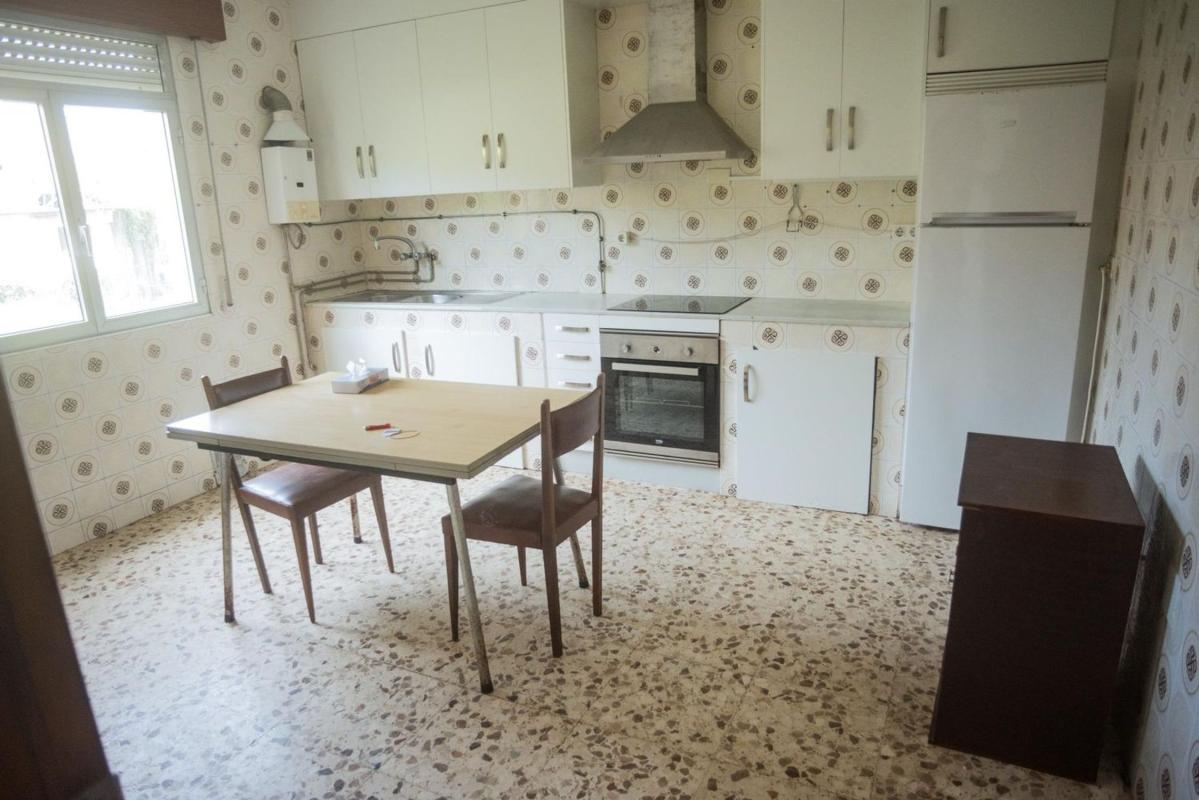 Venta de chalet adosado en  Calle Dos Irmandiños , Ribeira photo 4