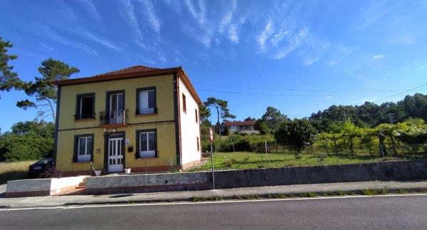 Casa independiente en Aldea Brión photo 1