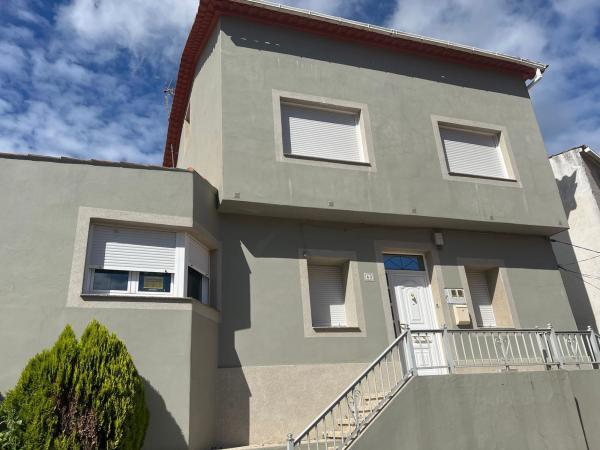 Casa independiente en calle Álvaro Cunqueiro, 60 thumbnail 1