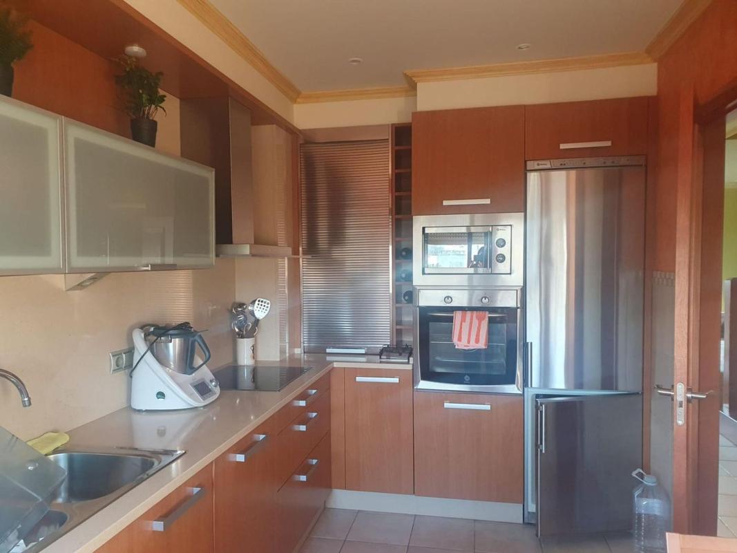 Venta de chalet adosado en  Calle Listres , Ribeira photo 2