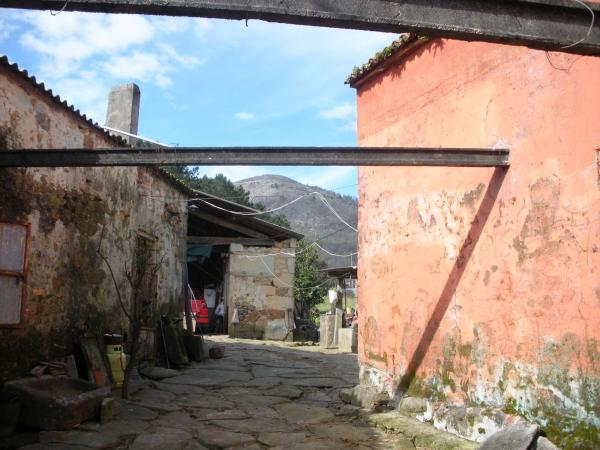 Casa rural en Lugar Baltar, 15940 thumbnail 2