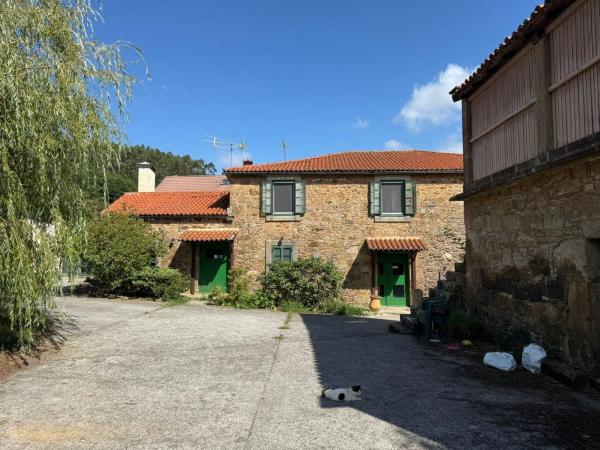 Finca rústica en venta en  Laracha , Laracha photo 1