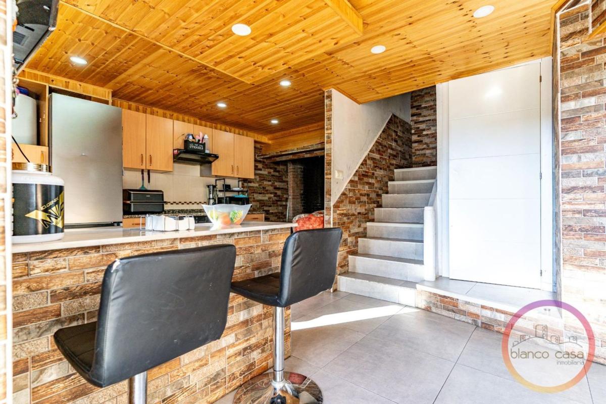 Sale of independent chalet in Coristanco, Coristanco
 photo 2