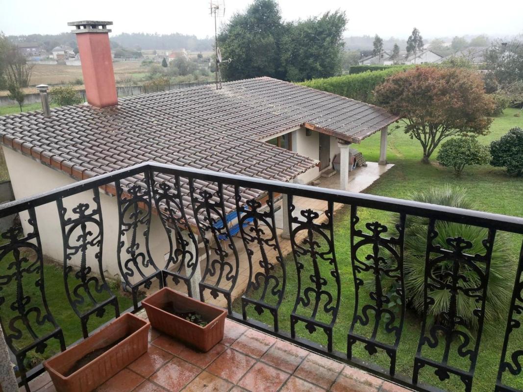 Sale of independent chalet in Camino Lugar Xoane da, Carballo
 photo 3