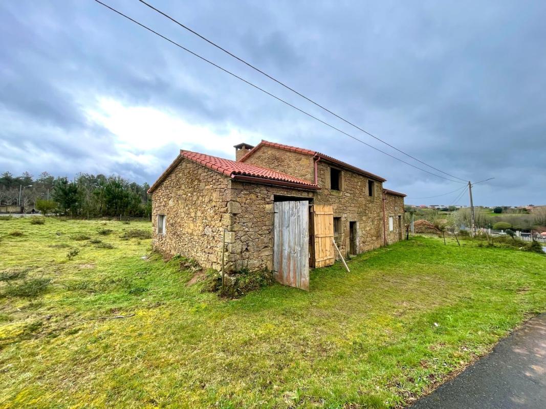Venta de chalet independiente en Plaza Lugar, 20, Carballo
photo 1