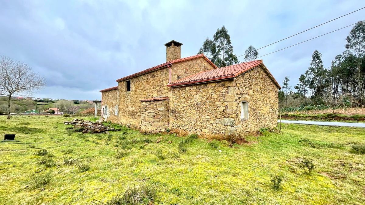 Venta de chalet independiente en Plaza Lugar, 20, Carballo
photo 3