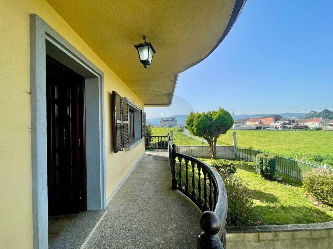 Sale of independent chalet in Baris, Carballo
 photo 5