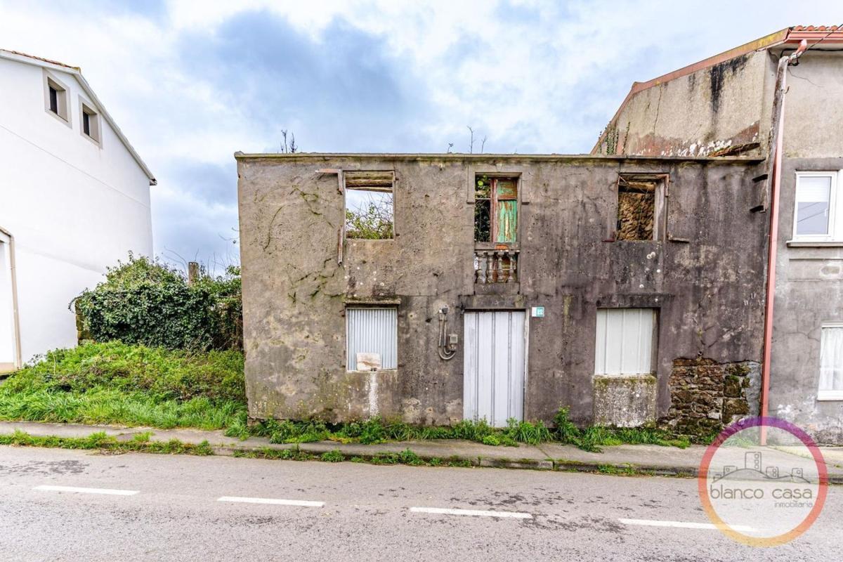 Sale of independent chalet in Carballo, Carballo
photo 3