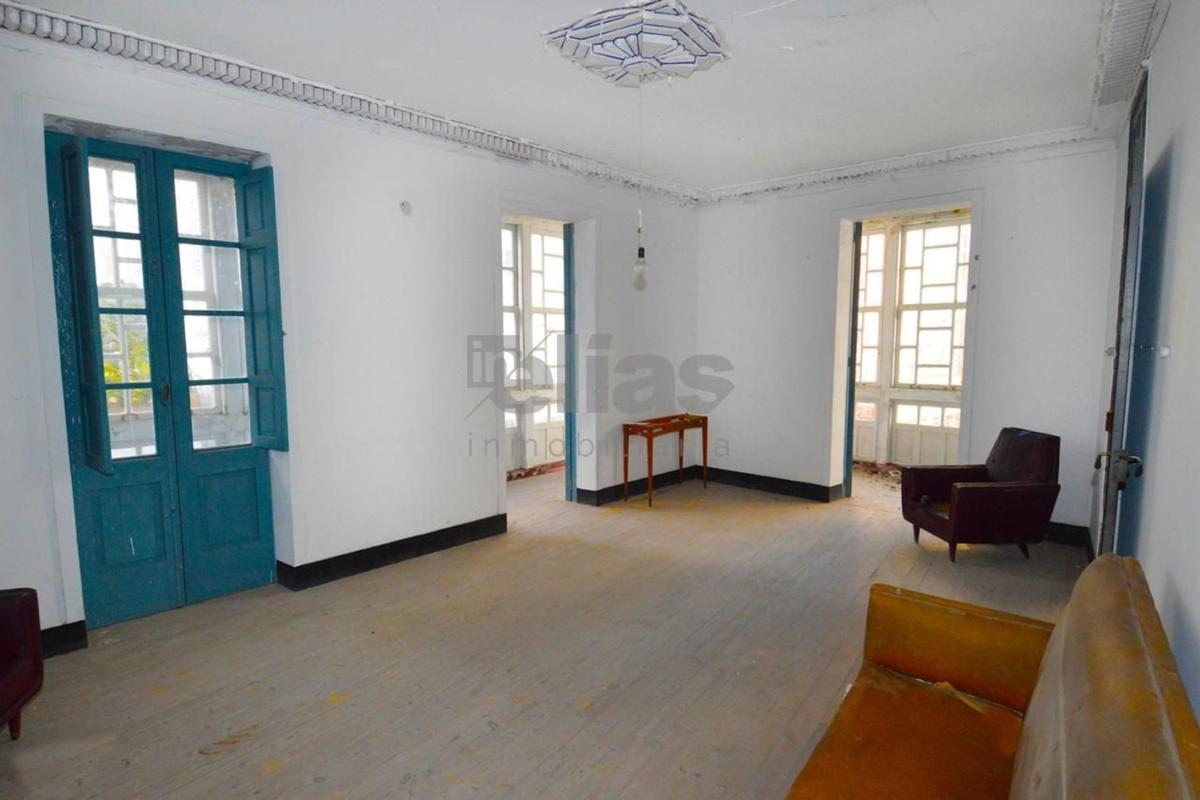 Продажа отдельного шале в  Fuente vieja, 15, Мальпика-де-Бергантиños photo 4