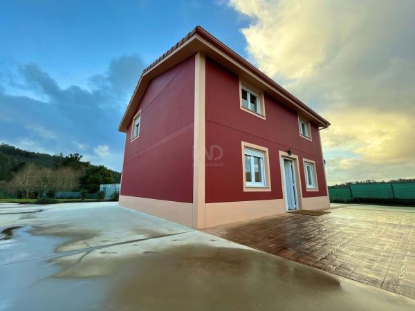 Chalet wolnostojący na sprzedaż w  Coristanco, Coristanco photo 3