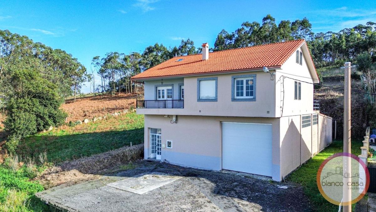 Sale of independent chalet in Malpica de Bergantiños, Malpica de Bergantiños
photo 1