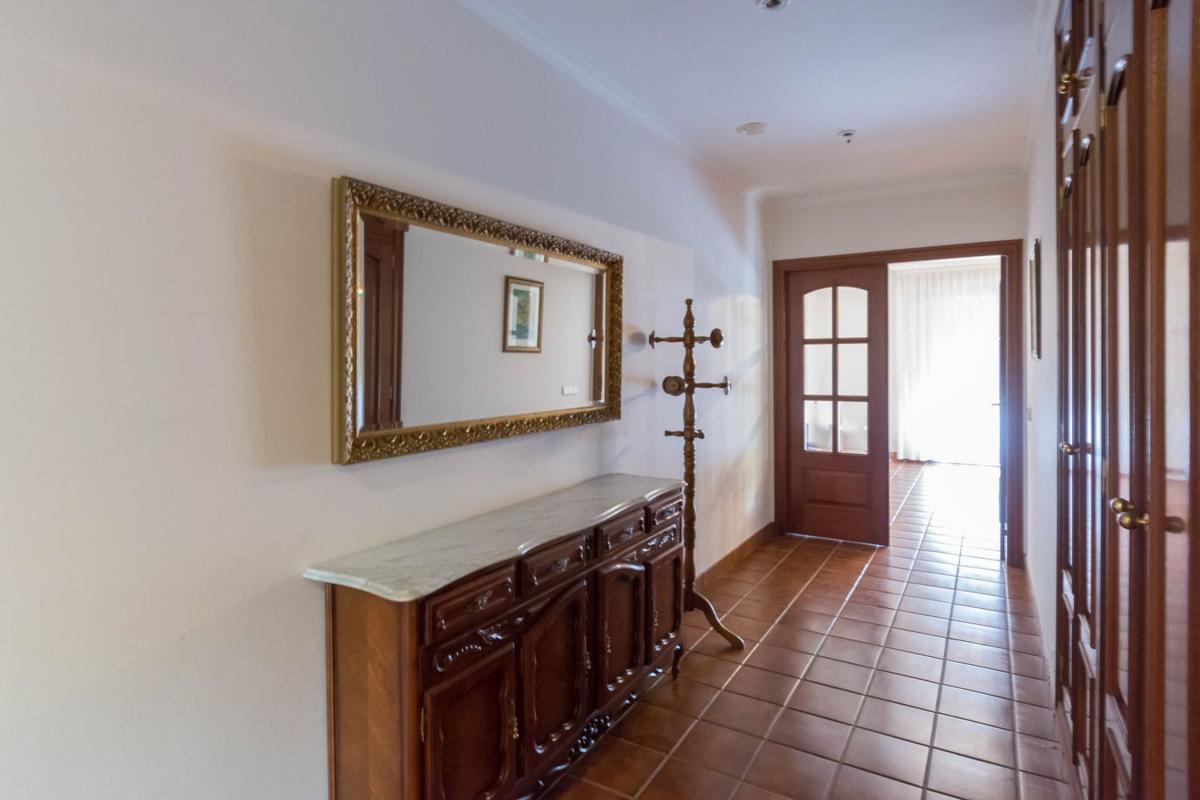 Sale of independent chalet in Calle Río Grande, 111, Carballo
 photo 5